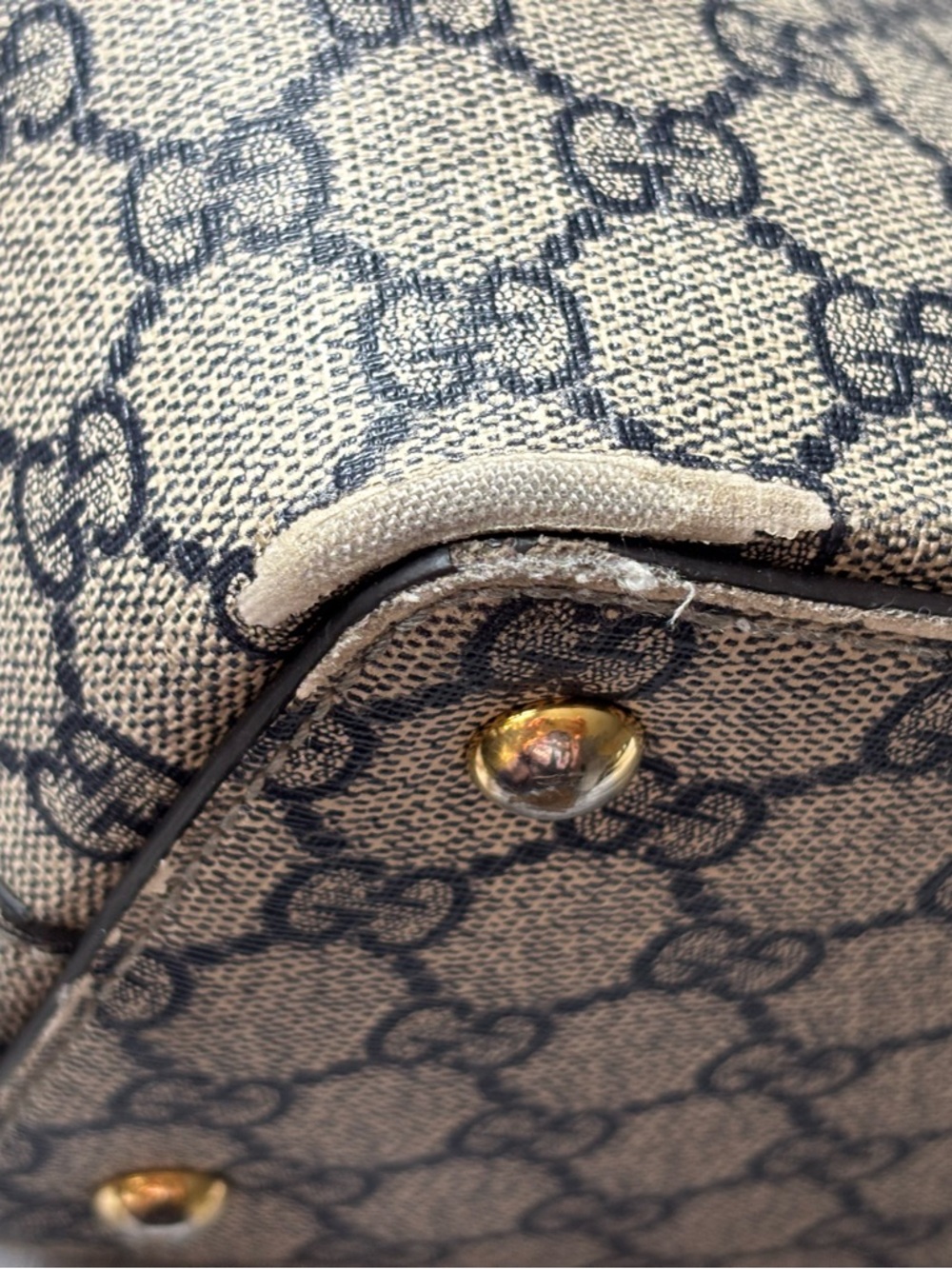 Authentic Gucci Supreme Navy and Red Shoulder Tote Bag - Picture 5 of 14